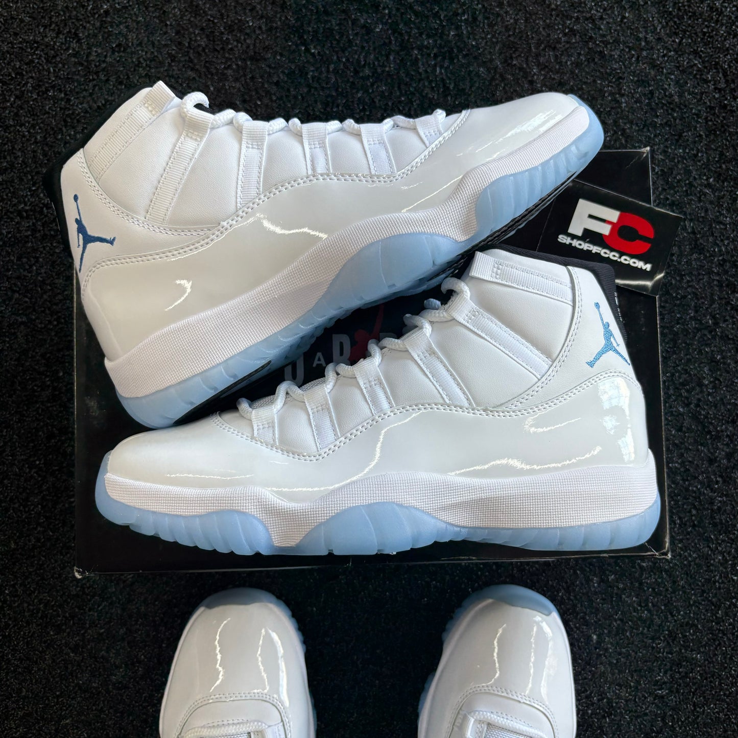 [ON HAND] JORDAN 11 LEGEND BLUE 2024