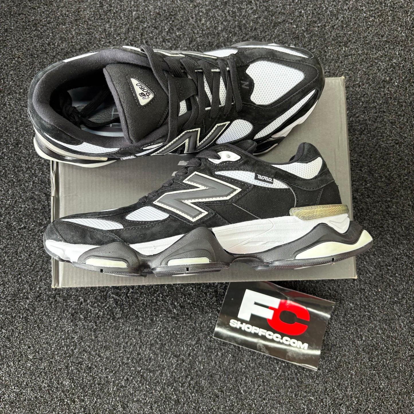New Balance 9060 ‘White Black Panda’