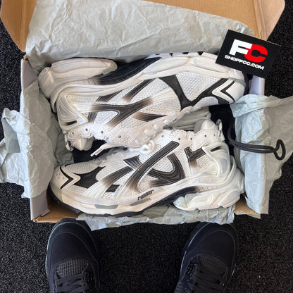 Balenc*aga RUNNER WHITE BLACK FADE