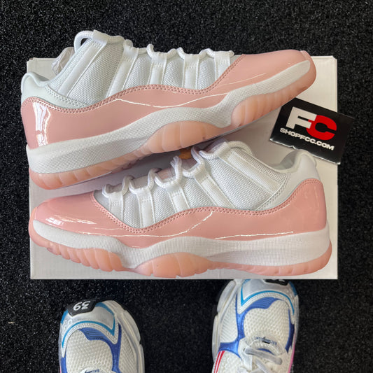 (3 DAY SHIPPING) JORDAN 11 LOW LEGEND PINK