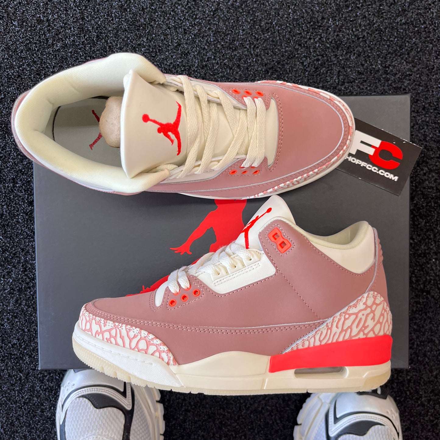 JORDAN 3 RUST PINK