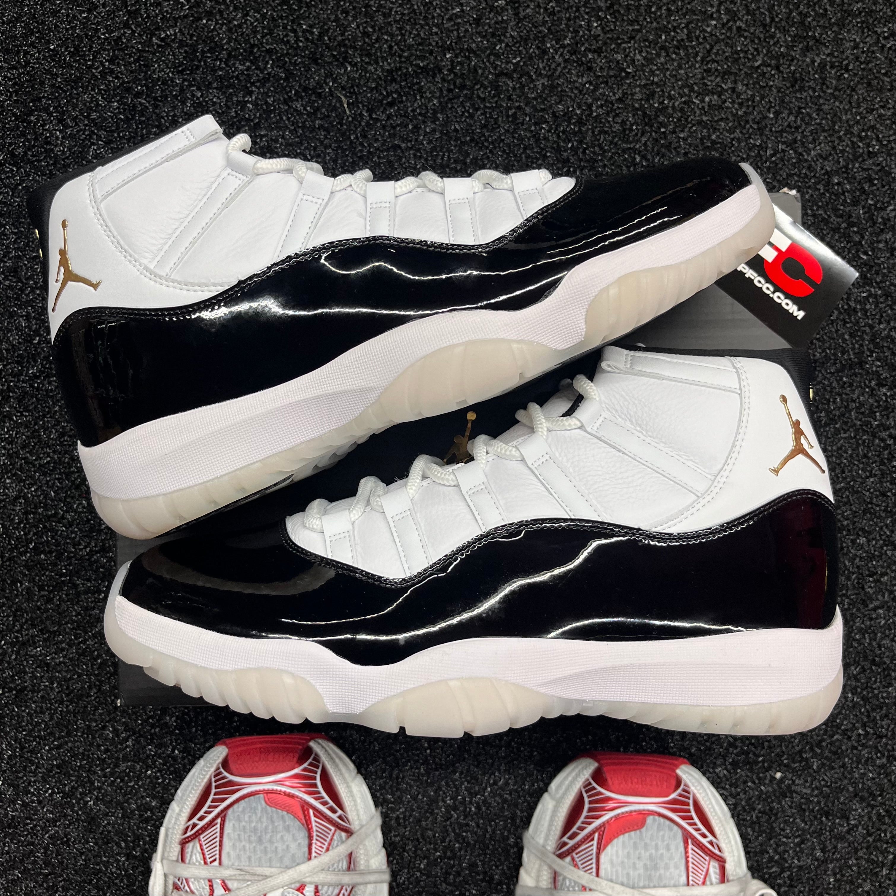 JORDAN 11 DMP